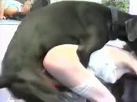 Dog Provides fuck to a Nude Girl